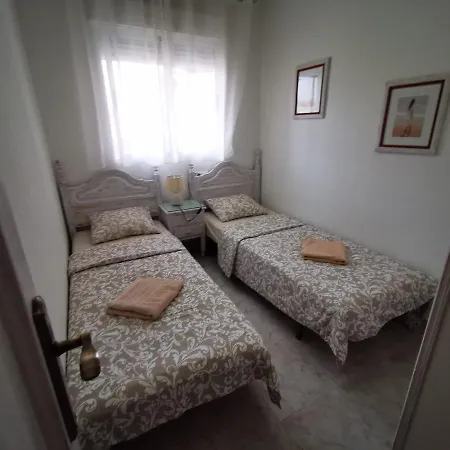 Andy Apartman, * Santa Pola