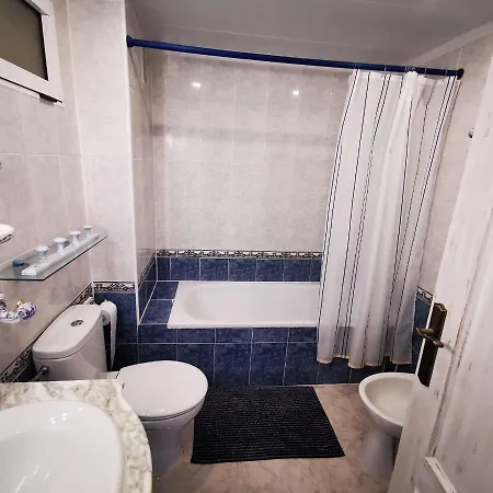 Andy Apartman, * Santa Pola